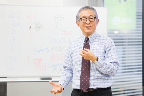有賀 誠さん(元 株式会社ミスミグループ本社 統括執行役員<br>
人材開発センター長)