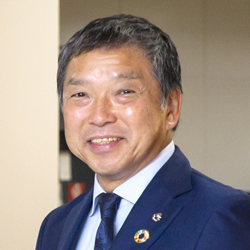 佐藤喜一氏