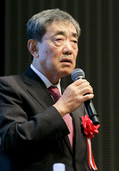 松本晃氏