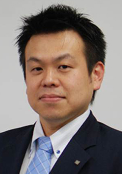 一色 顕氏