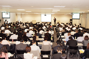 松尾 睦氏/講演 photo