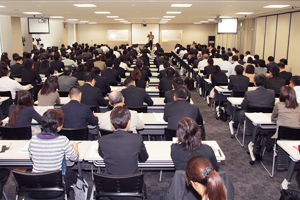藤原 和博氏/講演 photo