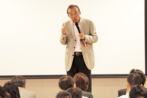 藤原 和博氏/講演 photo