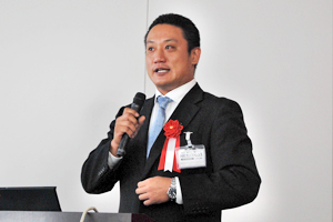 寺﨑 太郎氏/講演 photo