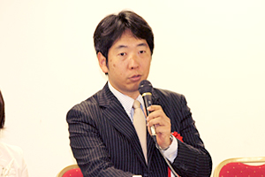 栗田氏/講演 photo