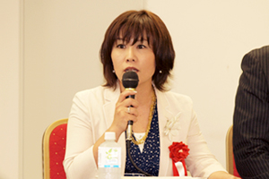 岡崎氏/講演 photo