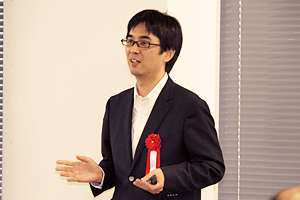 下地氏/講演 photo