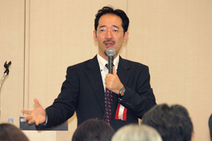 高橋克徳氏/講演 photo