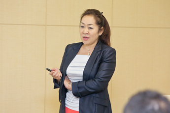 小島貴子氏 Photo