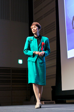 石倉洋子氏 Photo