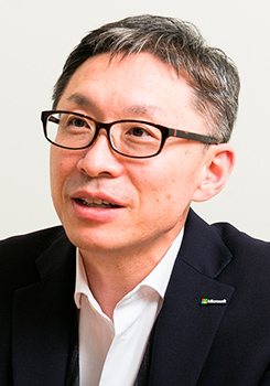 小柳津 篤氏