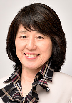 武石 恵美子氏