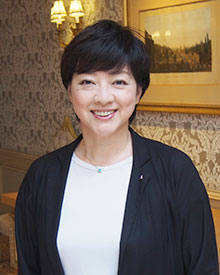 橋本 香織氏