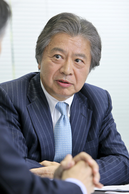 一般財団法人 国際ビジネスコミュニケーション協会 専務理事
斎藤真さん 対談の様子